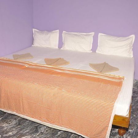 Classic Homestay Hampi Buitenkant foto