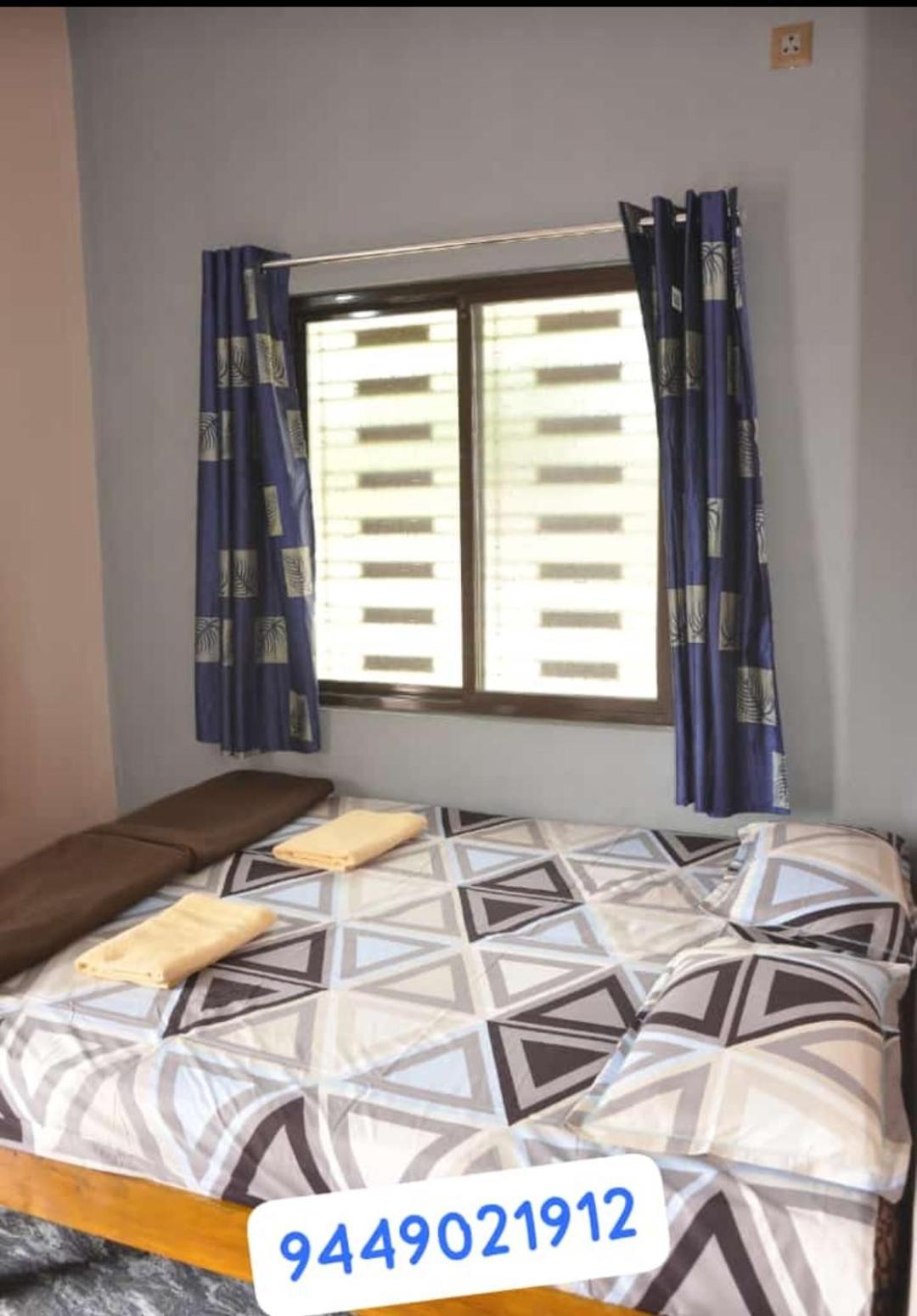 Classic Homestay Hampi Buitenkant foto