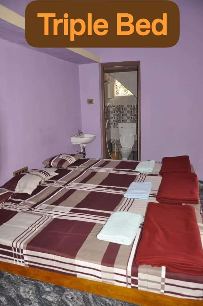 Classic Homestay Hampi Buitenkant foto