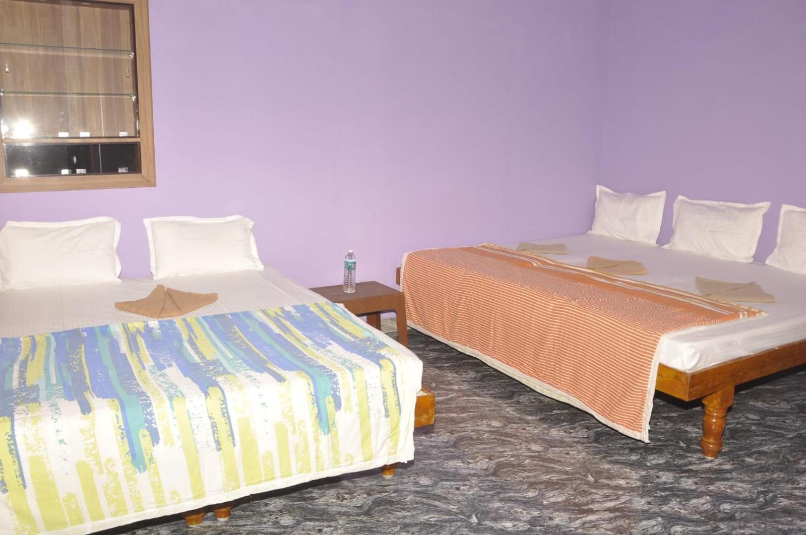 Classic Homestay Hampi Buitenkant foto